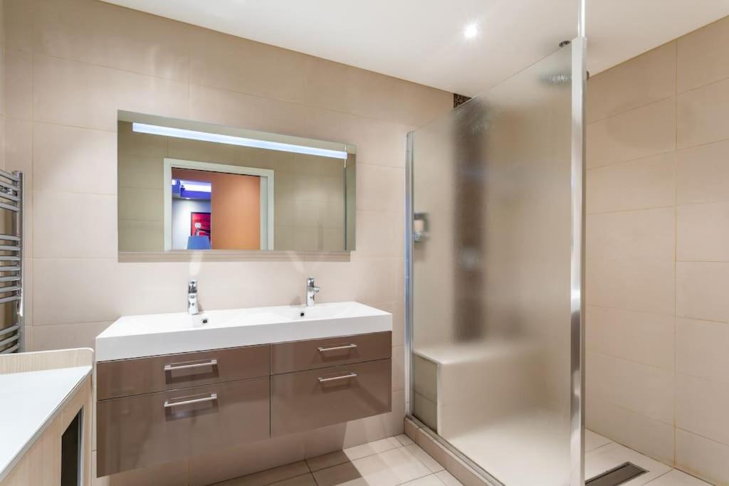 Appartement T4 Centre Ville Sete Tout Confort 3 Chambres Eksteriør billede